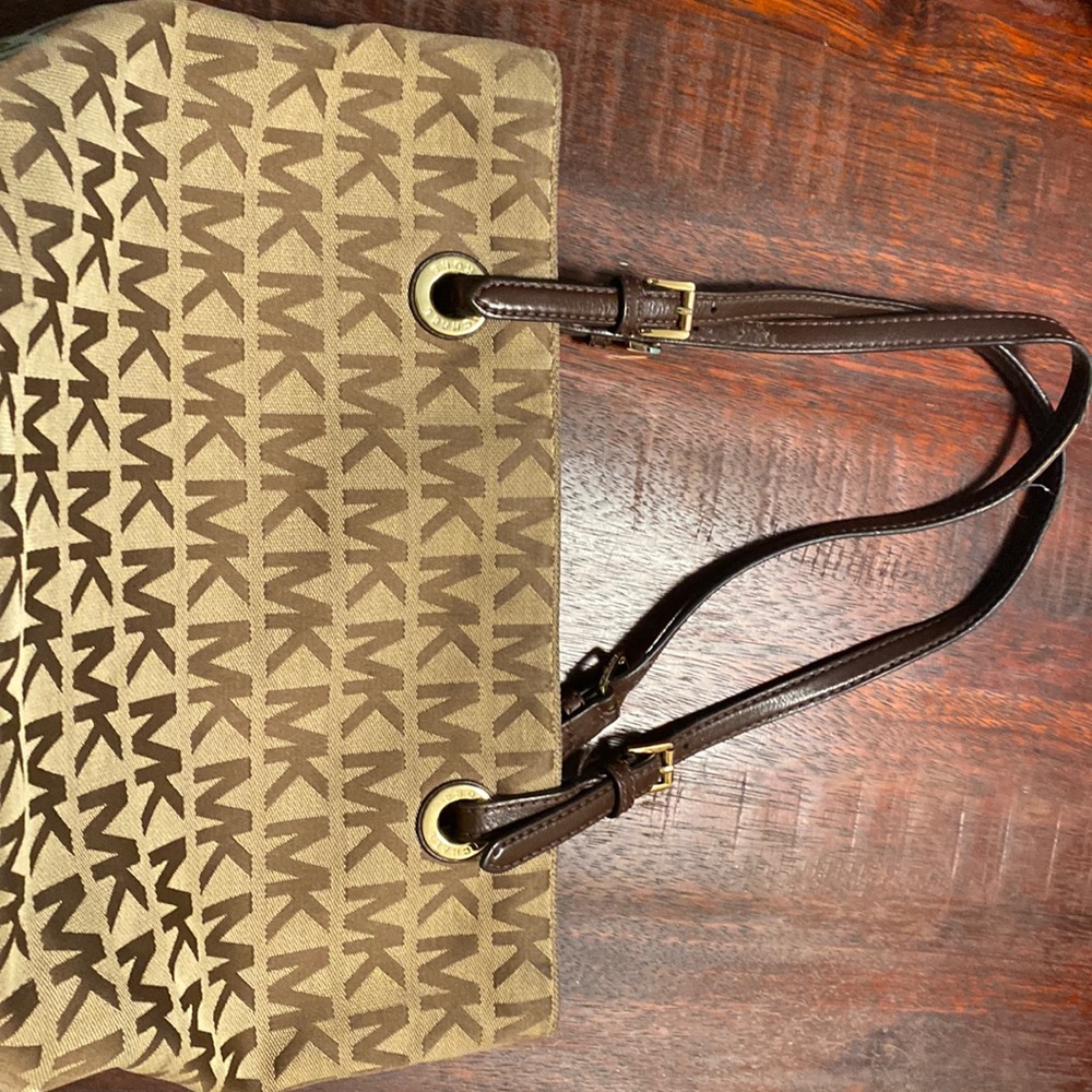 Michael Kors tote, monogram, brown